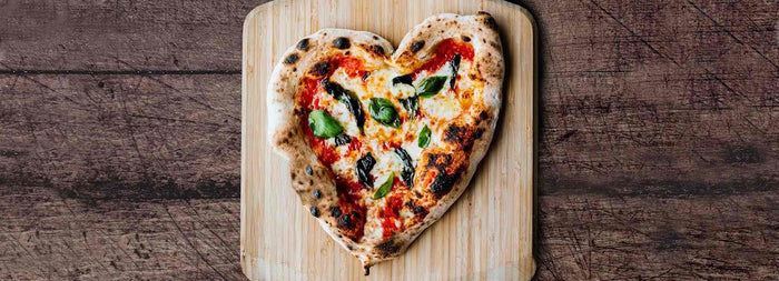 Coup de foudre pour la pizza : 10 célèbres pizzaiolos racontent
