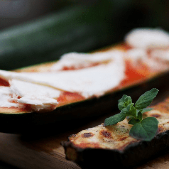 Courge d’été garnie - Aubergine et courgettes